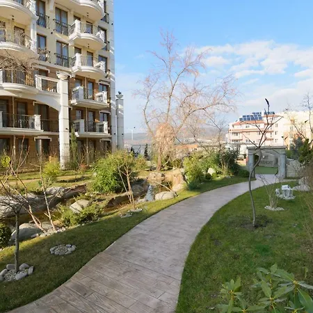 In Harmony Suites 9 公寓 阳光海滩